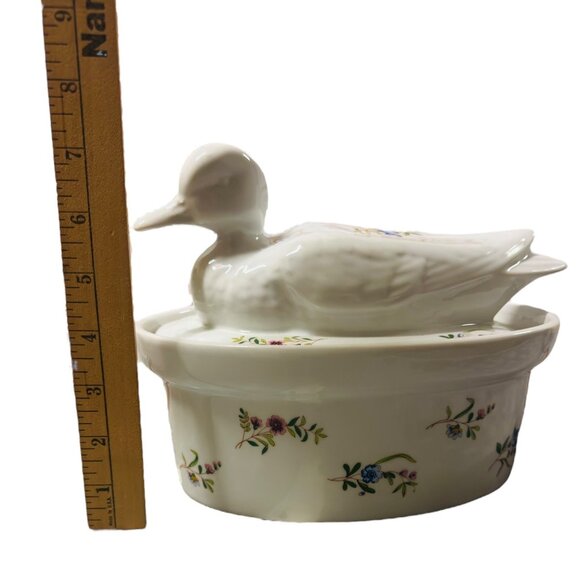 Vintage BIA Cordon Bleu Ceramic Duck Tureen With Lid Floral Design 6" Tall 10" L - Picture 4 of 10